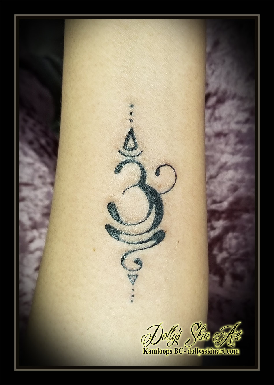 Update 73+ sanskrit breathe symbol tattoo best - in.eteachers